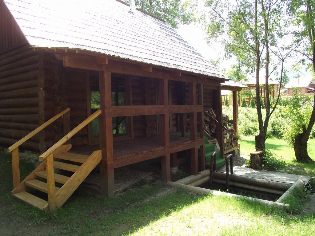Spa Hotel Zoryani Karpaty วูชกา ภายนอก รูปภาพ
