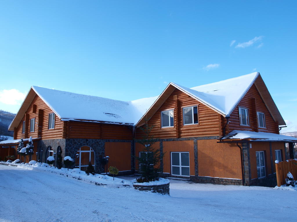 Spa Hotel Zoryani Karpaty วูชกา ภายนอก รูปภาพ