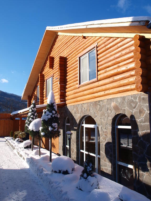 Spa Hotel Zoryani Karpaty วูชกา ภายนอก รูปภาพ